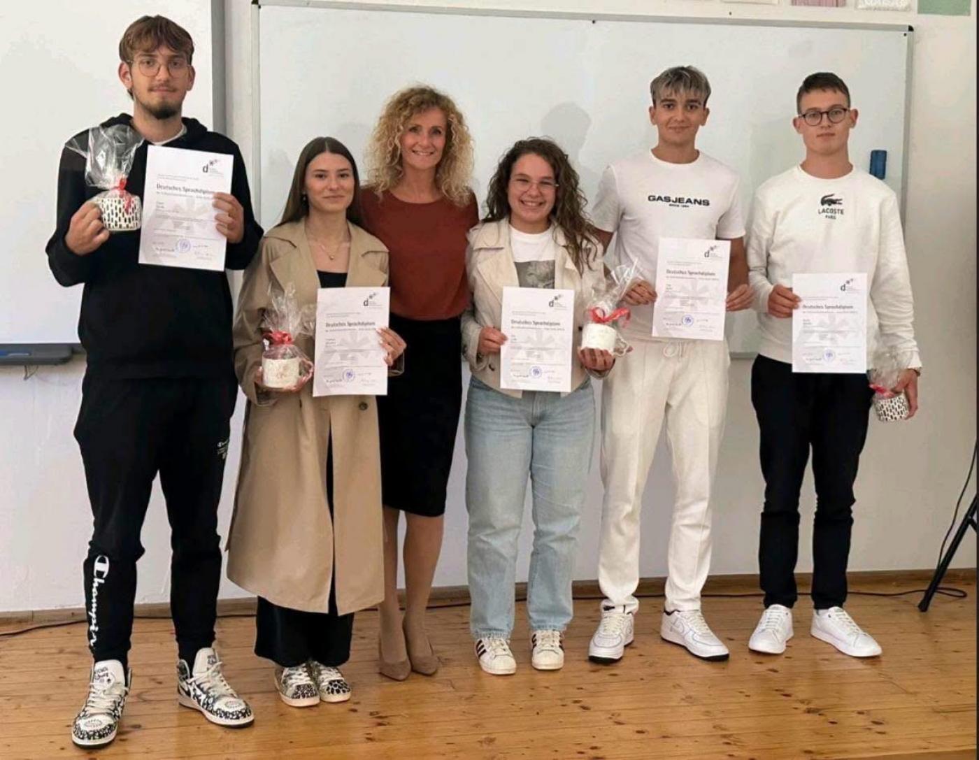 Podjela njemačkih jezičnih diploma DSD I