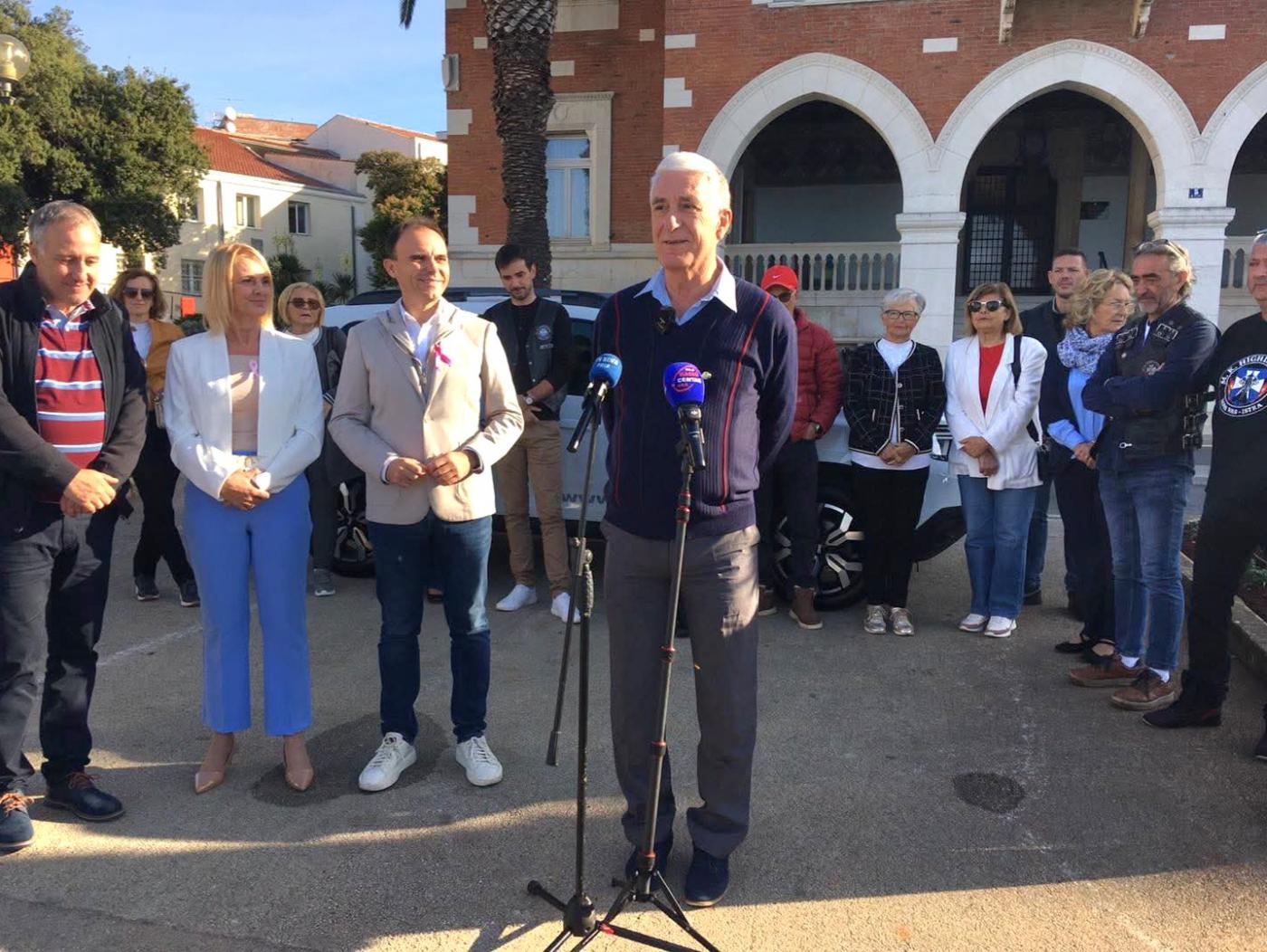 Poreč pokrenuo Prostofer: besplatan prijevoz do bolnice za starije sugrađane