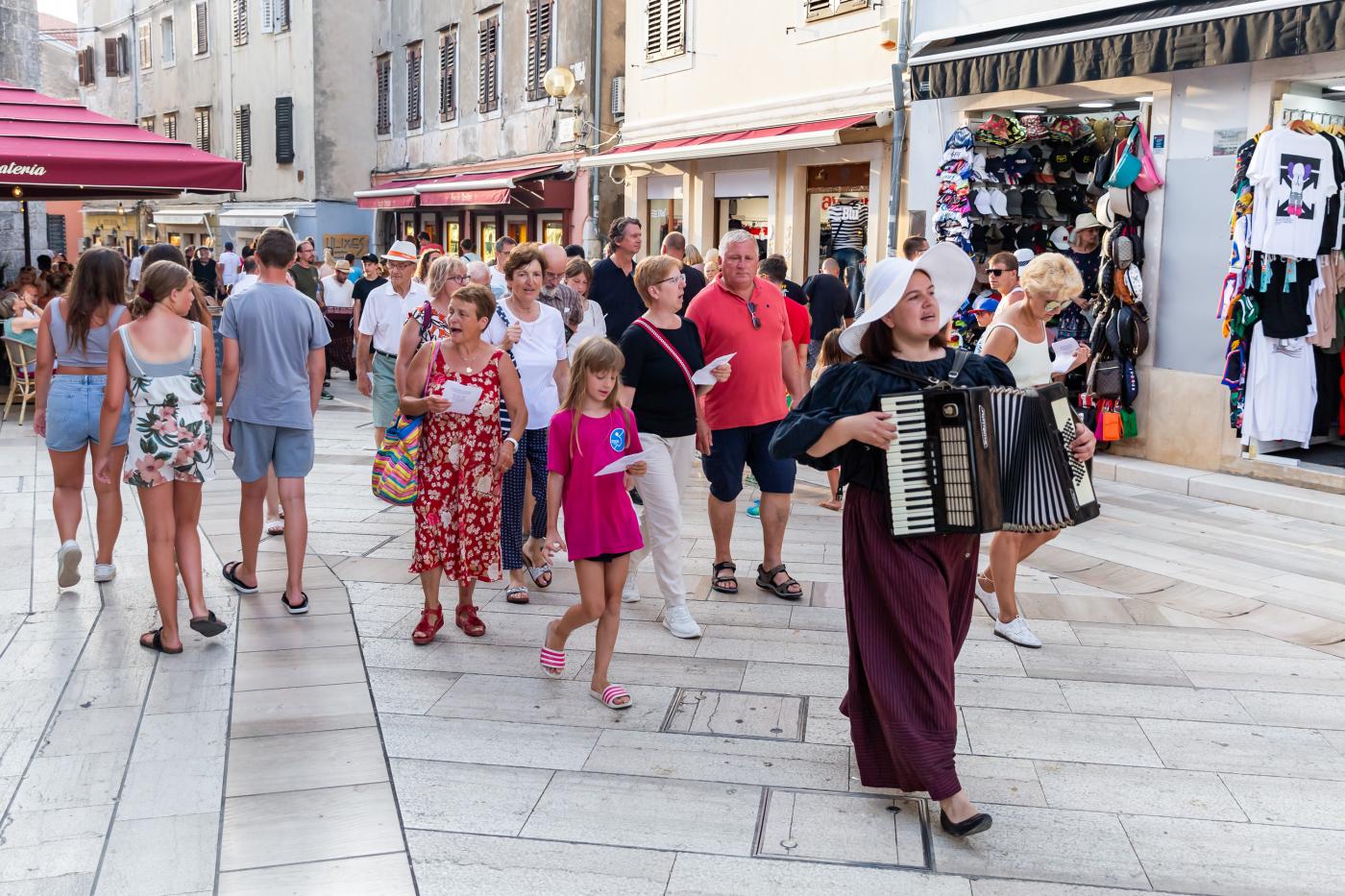 POREČKO LJETO: Prva ovogodišnja šetnja s „La mulom de Parenzo“ oduševila sudionike